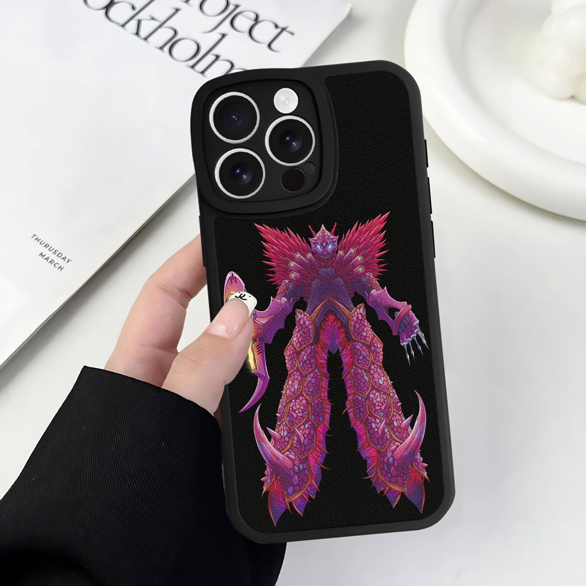 （画像用） ウルトラマン Ultraman 【iPhone 16シリーズ対応】シリコンスマホケース（レザー調） 材質：シリコン